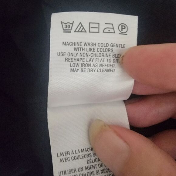 Anthropologie Mixed Media Top with Contrasting Sleeves. Size S. - Picture 12 of 12